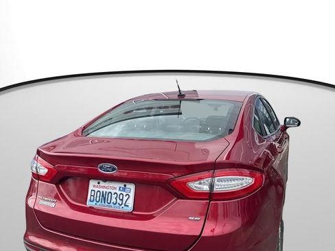 Used 2016 Ford Fusion Energi SE image 7