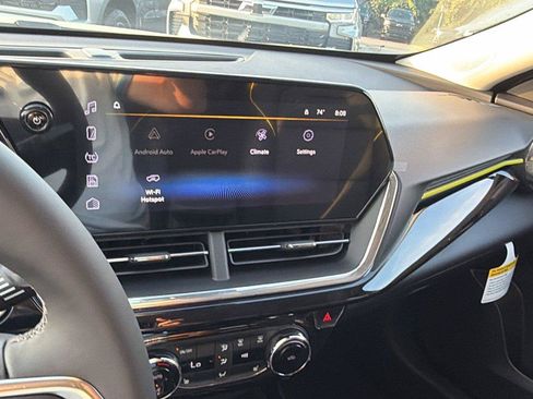 New 2026 Chevrolet Trax ACTIV w/ Sunroof Package FWD image 26