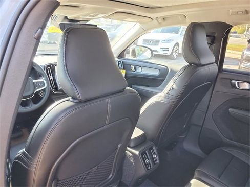 New 2026 Volvo XC40 B5 Plus w/ Protection Package Premier image 27