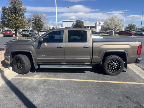 Used 2015 GMC Sierra 1500 SLT w/ SLT Crew Cab Value Package image 2