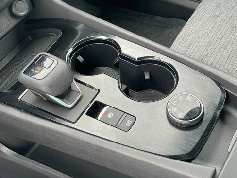 Certified 2023 Nissan Rogue SV image 22