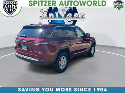 Used 2023 Jeep Grand Cherokee Laredo AWD/4WD image 9