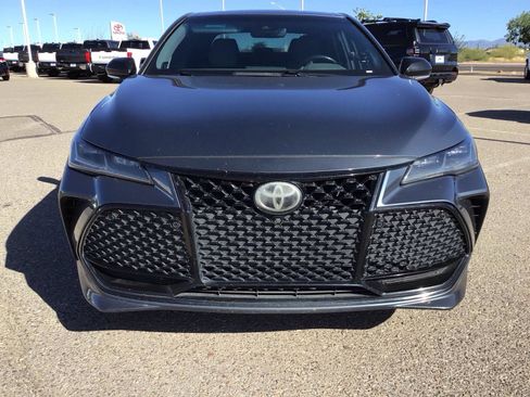 Used 2019 Toyota Avalon Touring w/ Advanced Safety Package FWD image 9