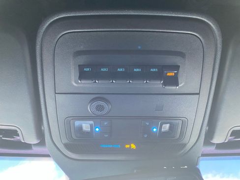 Used 2021 Ford Bronco Black Diamond image 19