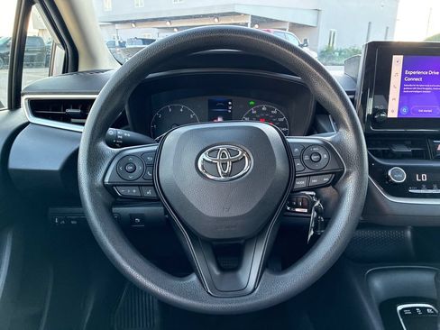 Used 2025 Toyota Corolla LE FWD image 15