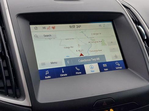 Used 2020 Ford Edge SEL w/ Convenience Package image 18