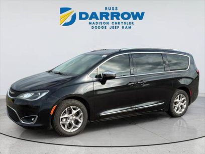 Certified 2019 Chrysler Pacifica Limited