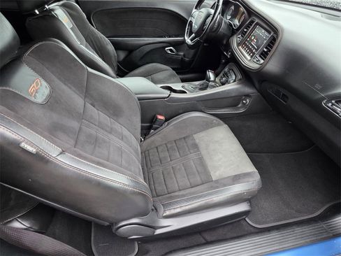 Used 2020 Dodge Challenger GT image 9