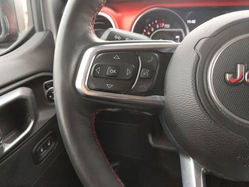 Used 2019 Jeep Wrangler Unlimited Rubicon w/ Uconnect 4C Nav & Sound Group image 24