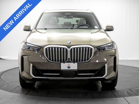 Used 2024 BMW X5 xDrive40i w/ Premium Package AWD/4WD image 2