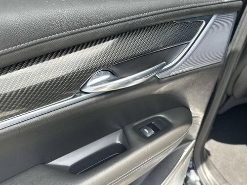 Used 2024 Cadillac XT6 Sport w/ LPO, Onyx Lite Package AWD/4WD image 25