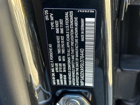 New 2025 Porsche Macan Electric image 30