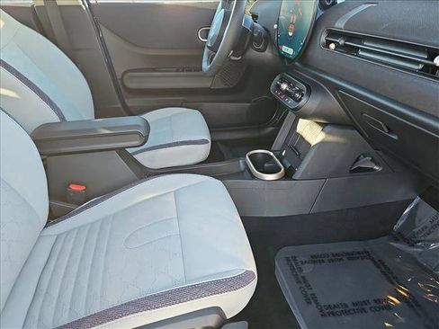 Certified 2025 MINI Cooper S image 19