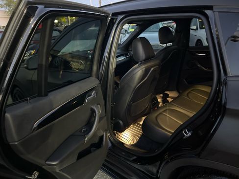 Used 2019 BMW X1 xDrive28i w/ Convenience Package image 19