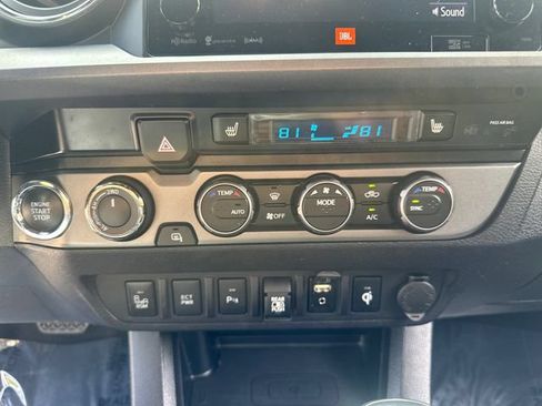 Used 2019 Toyota Tacoma TRD Pro AWD/4WD image 33