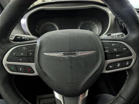 New 2026 Chrysler Voyager LX image 18