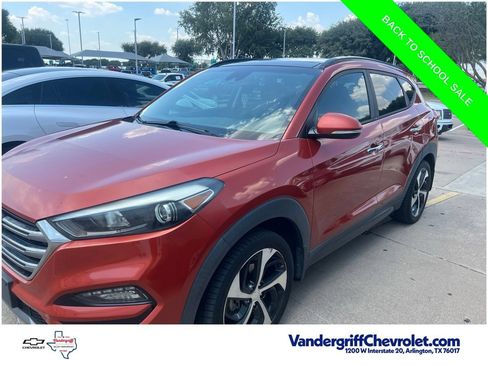 Used 2016 Hyundai Tucson Limited w/ Option Group 03 AWD/4WD image 15