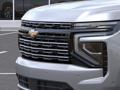 New 2026 Chevrolet Suburban High Country AWD/4WD image 13