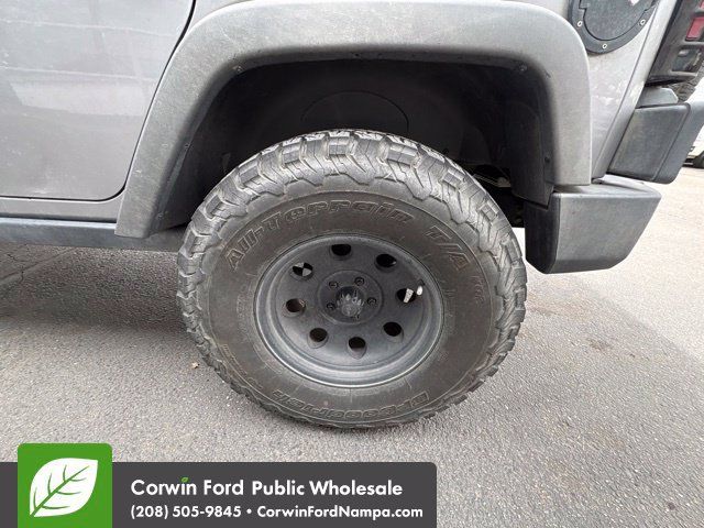Used 2017 Jeep Wrangler Unlimited Sport AWD/4WD image 9