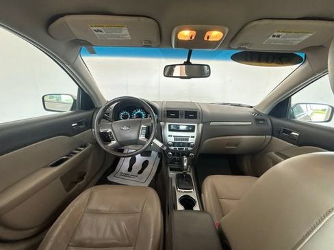 Used 2010 Ford Fusion SEL FWD image 19