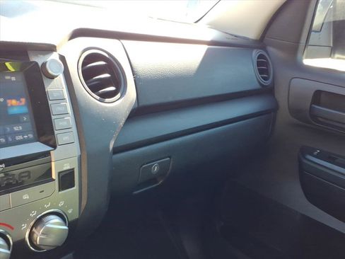 Used 2020 Toyota Tundra SR image 14