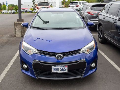 Used 2016 Toyota Corolla S w/ Body Protection Package #1 FWD image 2