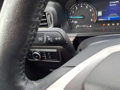 Used 2023 Ford Explorer Limited image 24