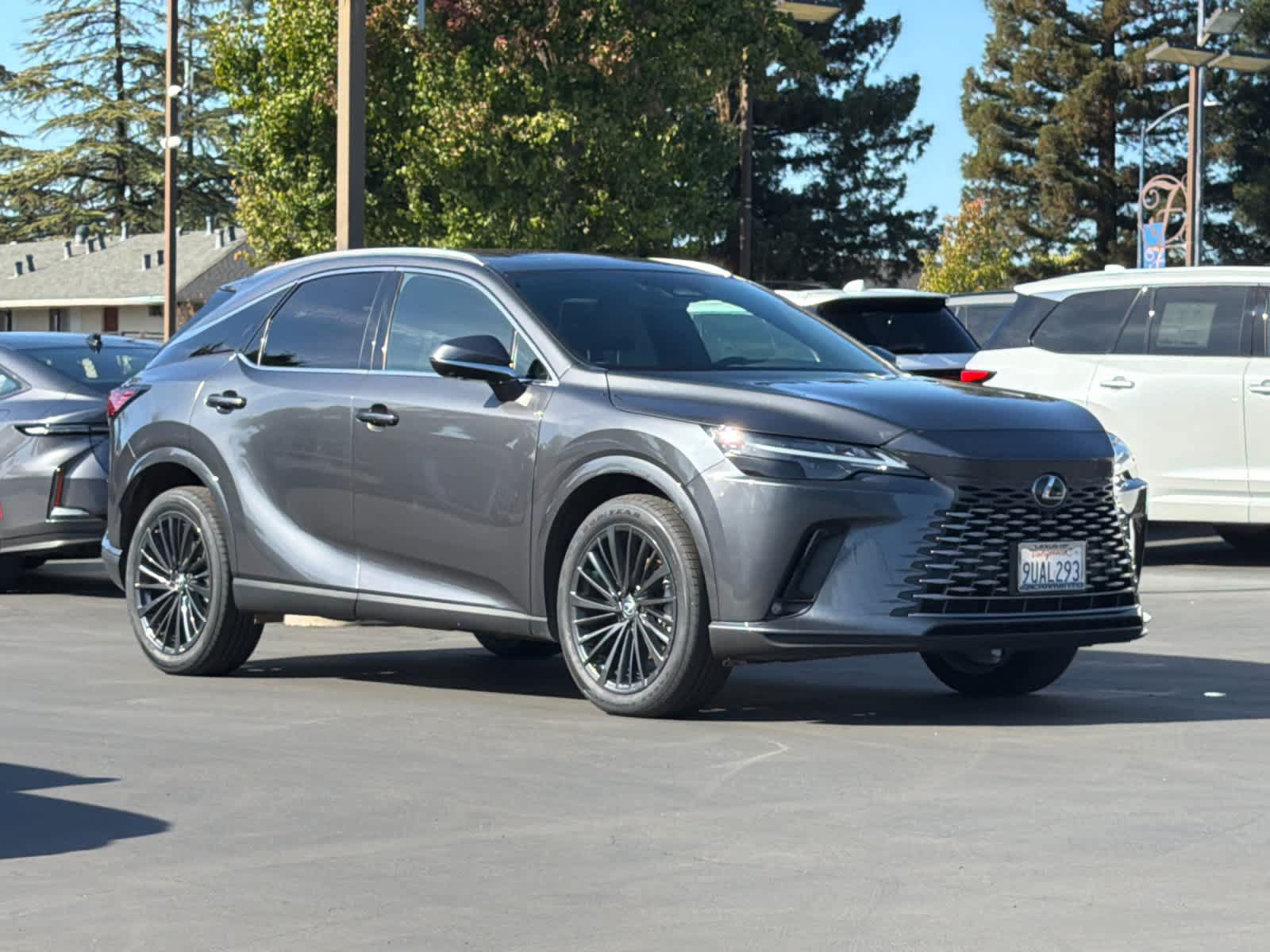 Used 2025 Lexus RX 350h w/ Convenience Package AWD/4WD image 5