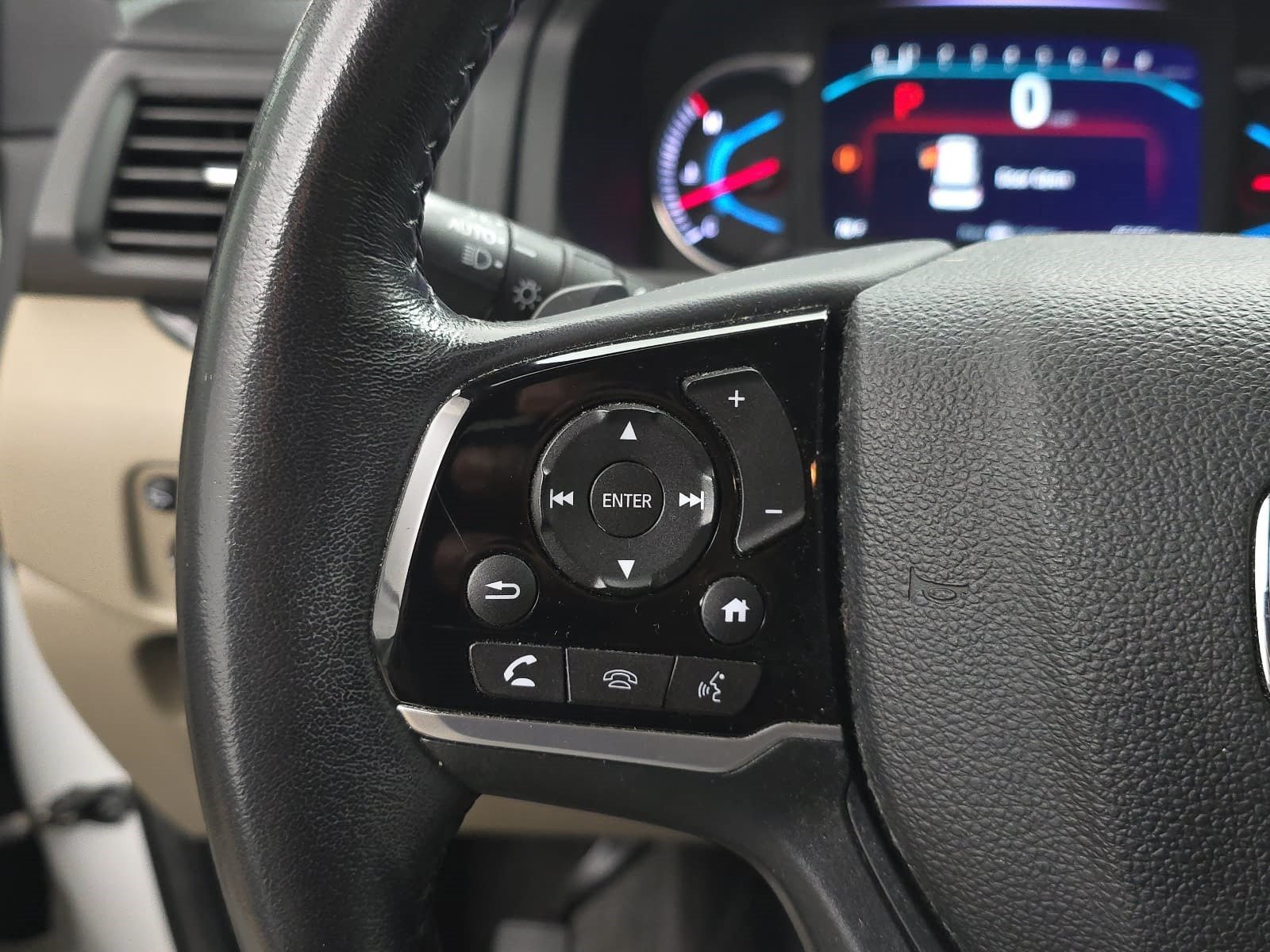 Used 2020 Honda Pilot Elite image 13