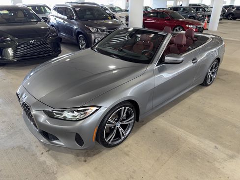 Used 2024 BMW 430i Convertible w/ Premium Package image 31