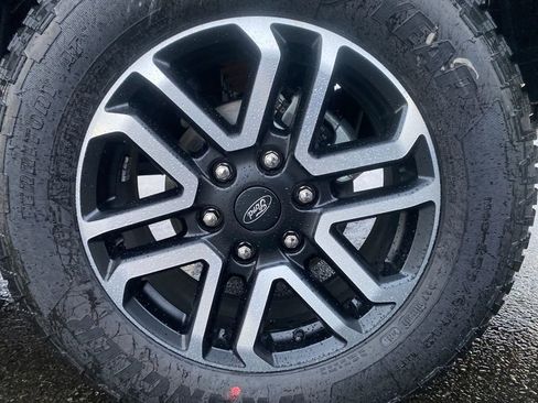 New 2025 Ford Ranger Lariat w/ FX4 Off-Road Package image 31