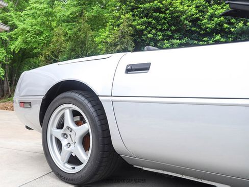 Used 1996 Chevrolet Corvette Convertible RWD image 84