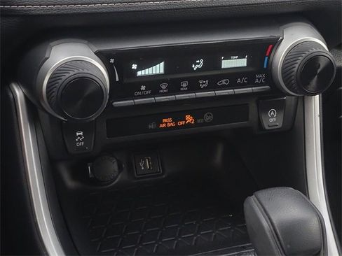 Certified 2024 Toyota RAV4 LE image 20