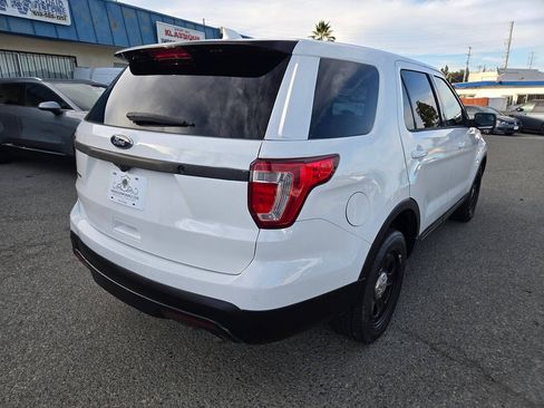 Used 2017 Ford Explorer 4WD Police Interceptor image 14