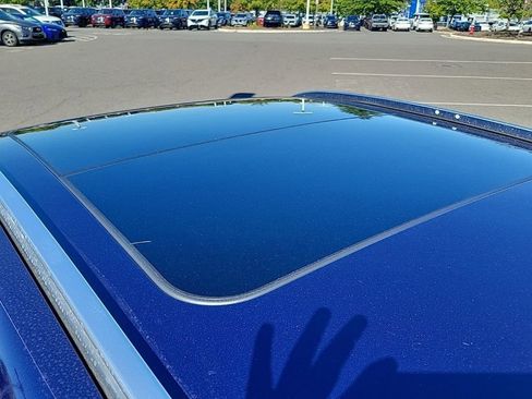 New 2025 Nissan Kicks SR w/ SR Premium Package image 12