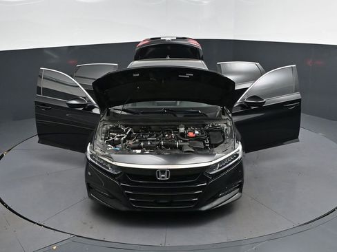 Used 2018 Honda Accord Sport image 53