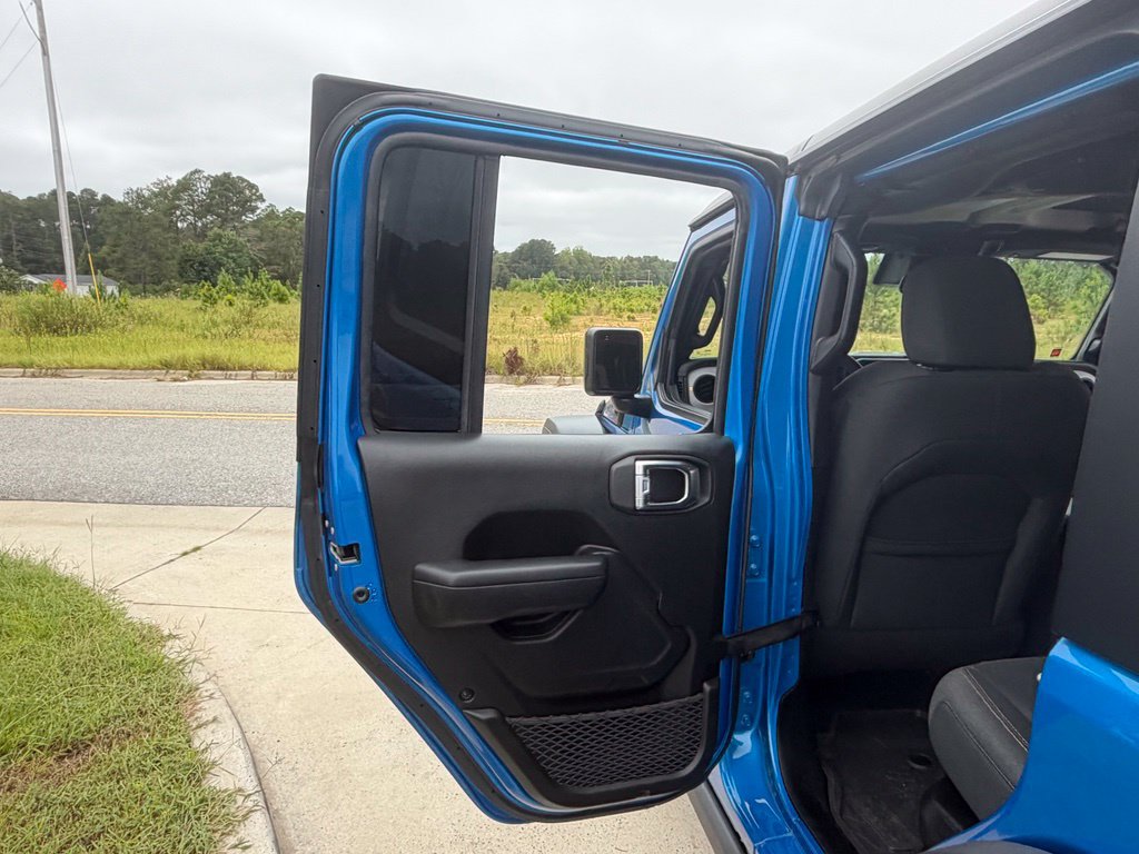 Used 2024 Jeep Wrangler Unlimited AWD/4WD image 53