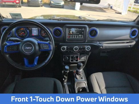 Certified 2022 Jeep Gladiator Willys image 28