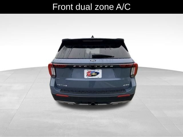 Used 2026 Ford Explorer Active w/ Active Comfort Package AWD/4WD image 6