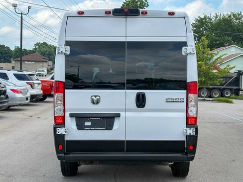 Used 2023 RAM ProMaster 2500 FWD image 14