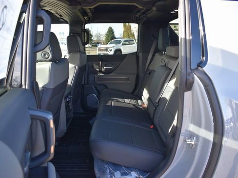 New 2025 GMC Hummer EV 3X image 15