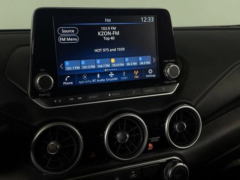 Used 2025 Nissan Sentra SV FWD image 18