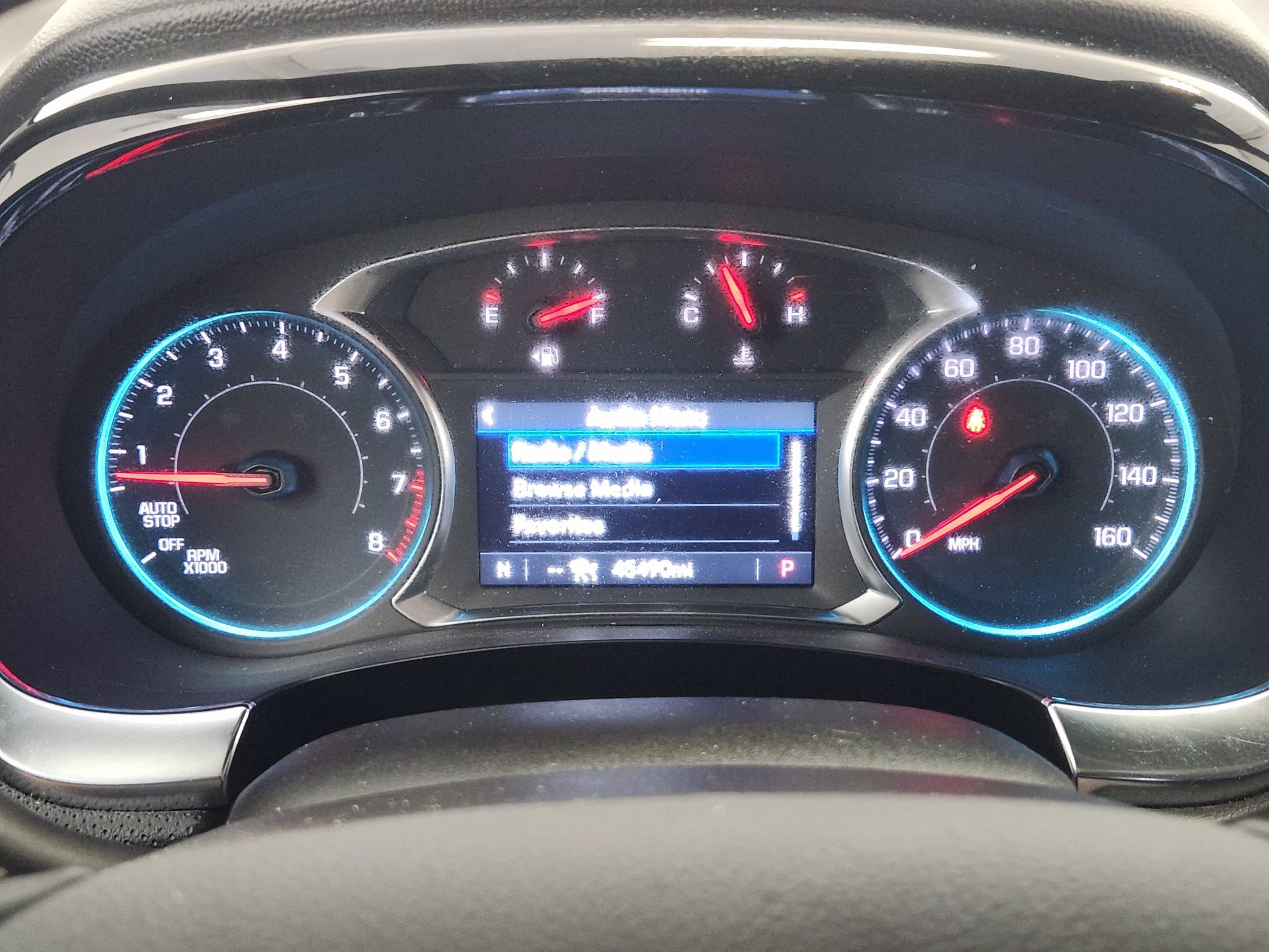 Used 2024 Chevrolet Traverse RS FWD image 14