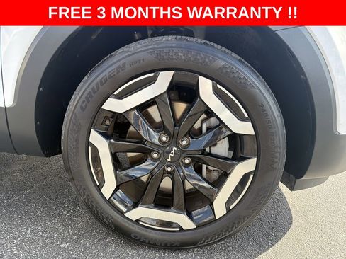 Used 2025 Kia Telluride S FWD image 10