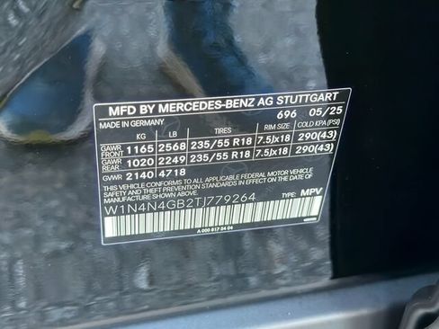 Certified 2026 Mercedes-Benz GLA 250 image 37