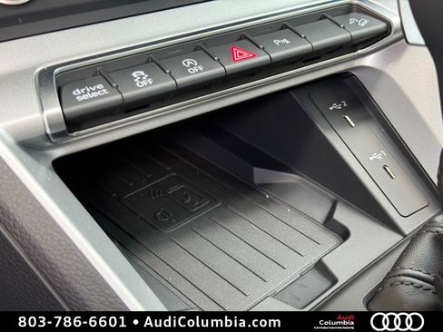 Used 2025 Audi Q3 2.0T Premium w/ Convenience Plus Package image 35