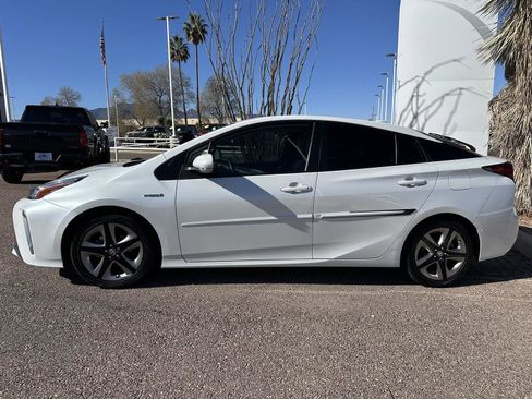 Used 2022 Toyota Prius Limited image 2