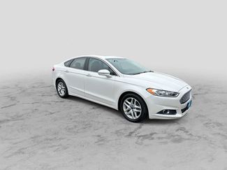 Used 2015 Ford Fusion SE w/ Equipment Group 202A FWD video 2