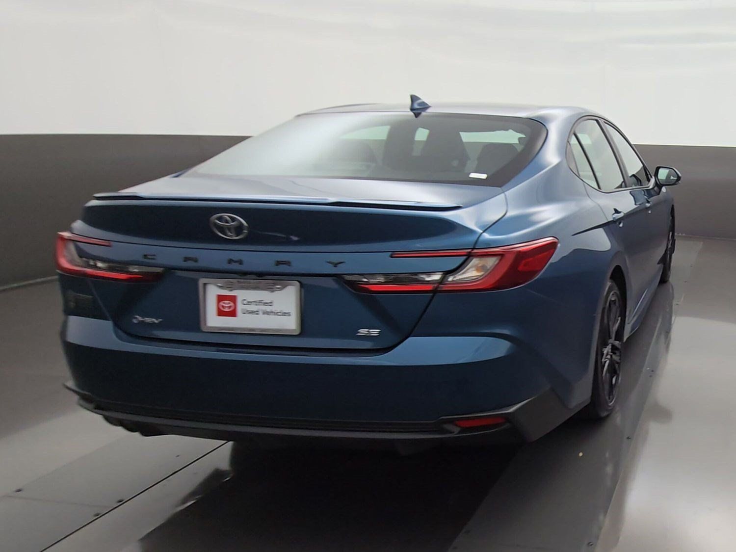 Certified 2025 Toyota Camry SE w/ Convenience Package FWD image 8