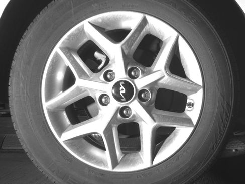 Used 2025 Kia Soul LX w/ LX Technology Package image 15